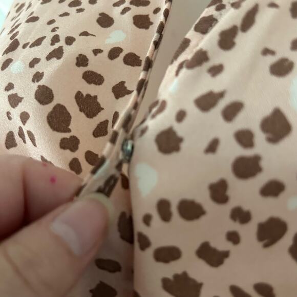 Pleione Women's Collared Pink Animal Print Peplum Wrap Top XS NWOT - Picture 4 of 10